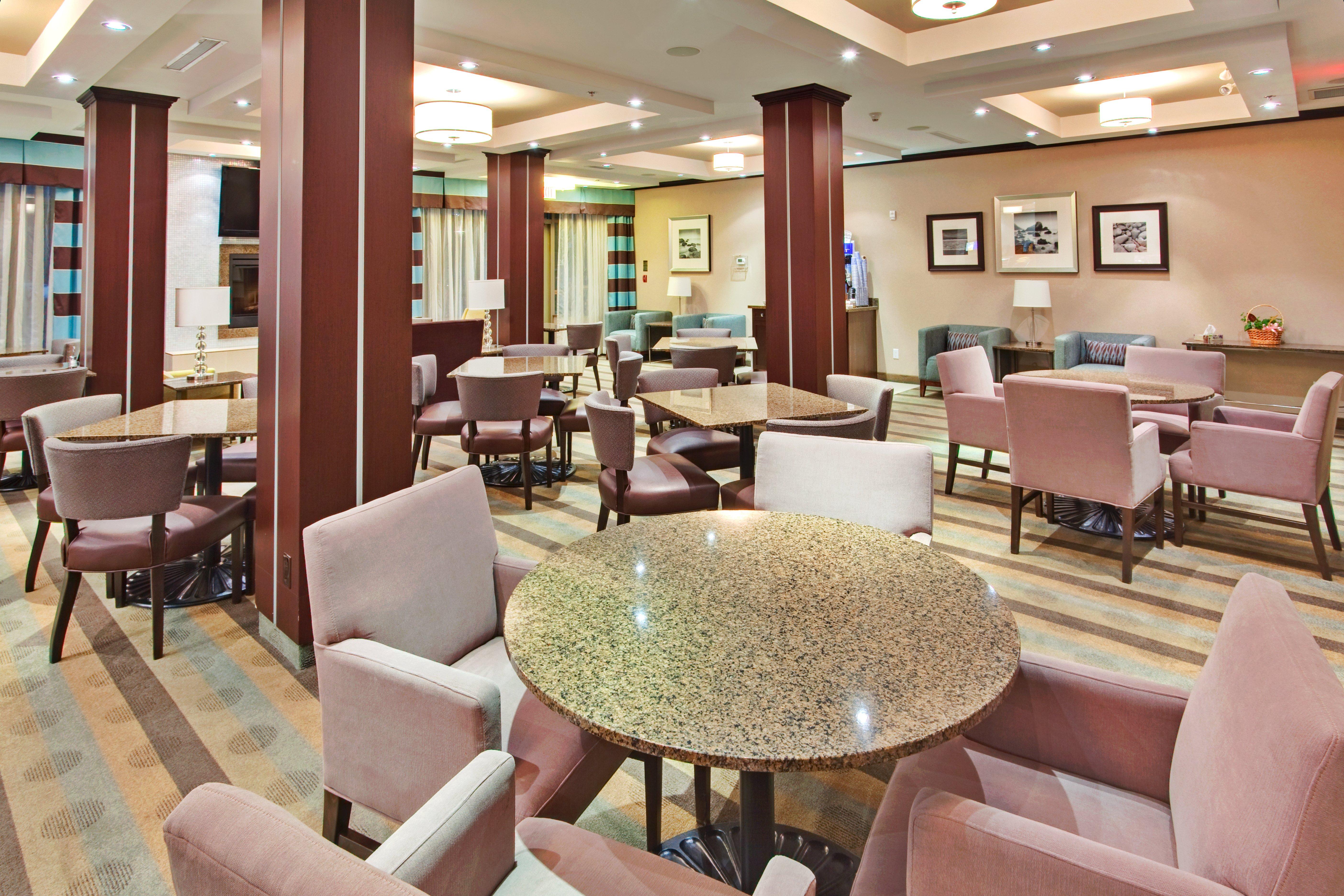 Holiday Inn Express Kingston Central By Ihg Exterior foto